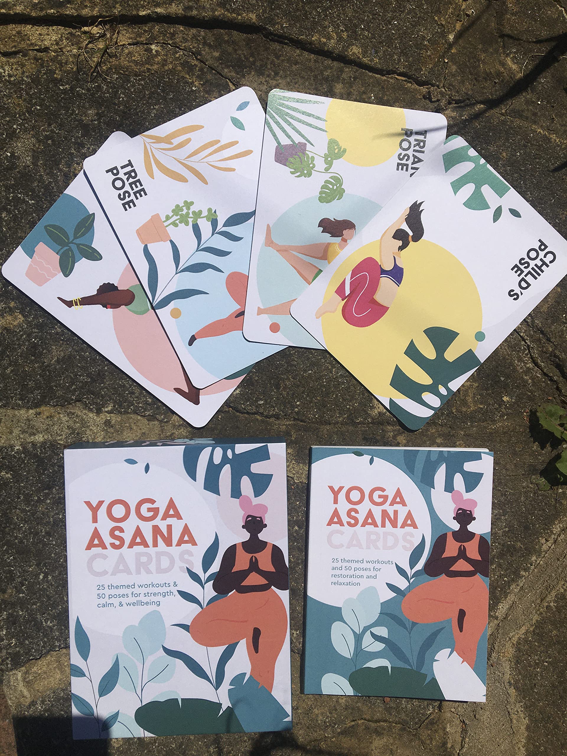 The Yoga Box - A Card Deck: 50 asana cards to perfect your poses